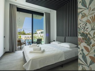 Yalıkavak'ta 550 m2 Arsa İçerisinde 3+1 Tek Katlı Otoparklı Tek Katlı Villa 