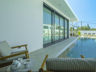 Yalıkavak'ta 550 m2 Arsa İçerisinde 3+1 Tek Katlı Otoparklı Tek Katlı Villa 