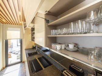 Bitez'de Denize Sıfır 2+1 Rezidence Sosyal Kullanımı 7/24 Güvenlik Denize Sıfır 