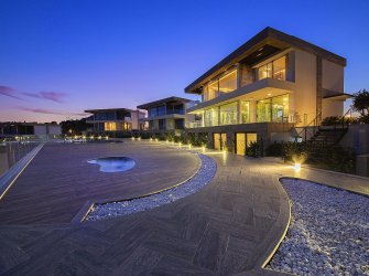 Bitez'de Denize Sıfır 2+1 Rezidence Sosyal Kullanımı 7/24 Güvenlik Denize Sıfır 