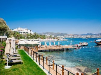 Bitez'de Denize Sıfır 2+1 Rezidence Sosyal Kullanımı 7/24 Güvenlik Denize Sıfır 